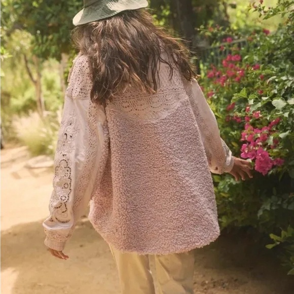 Free People FP Movement Seaside Fleece Embroidered Small - Picture 1 of 9